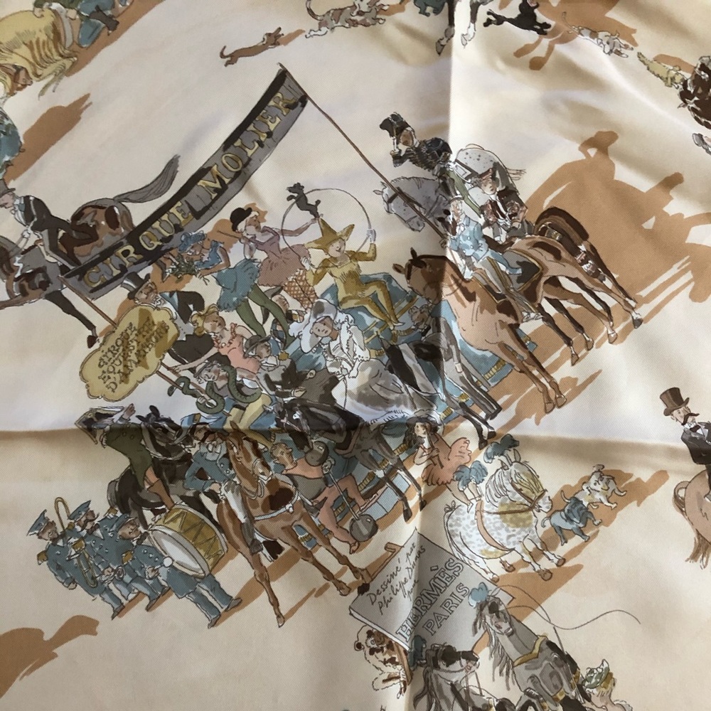 Hermès scarf with horses